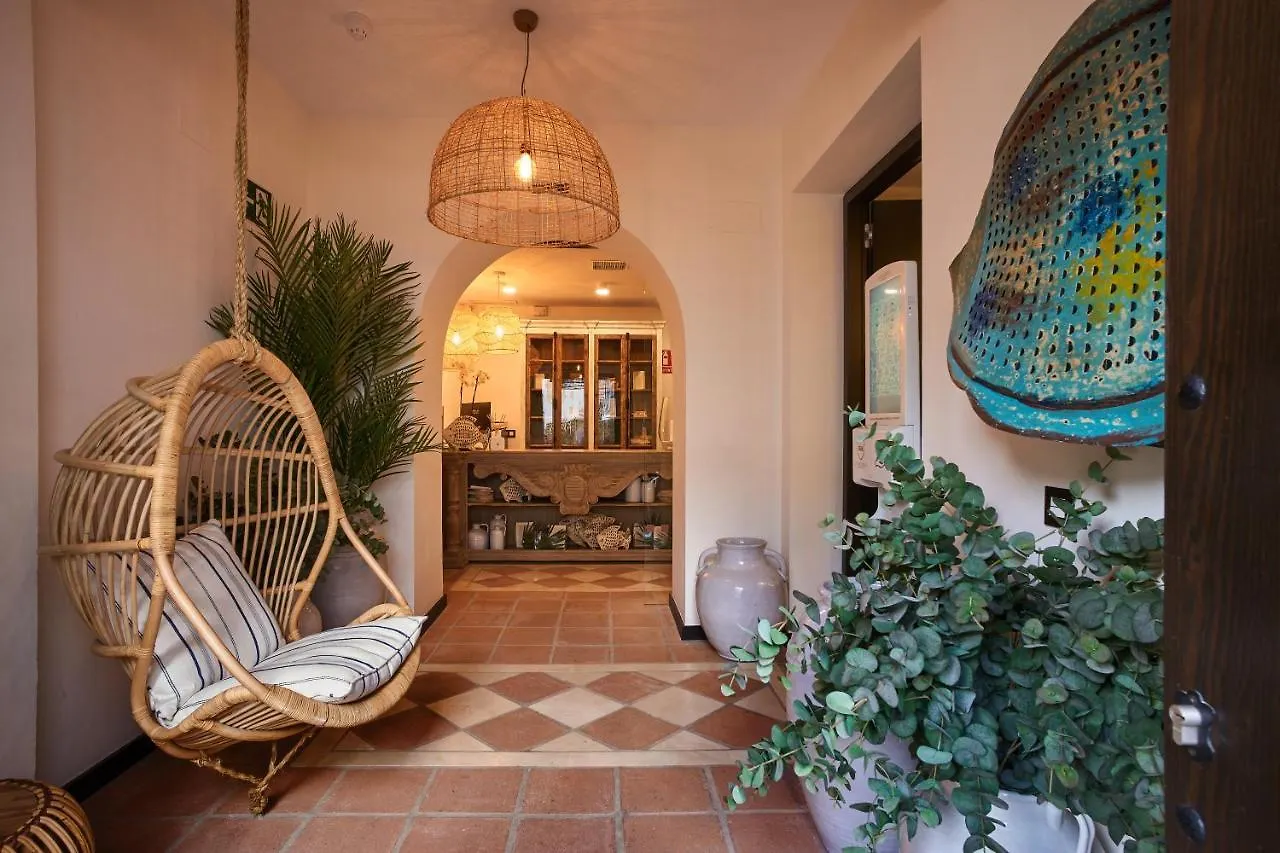 **  Hotel Santo Cristo La Ciudadela Marbella España